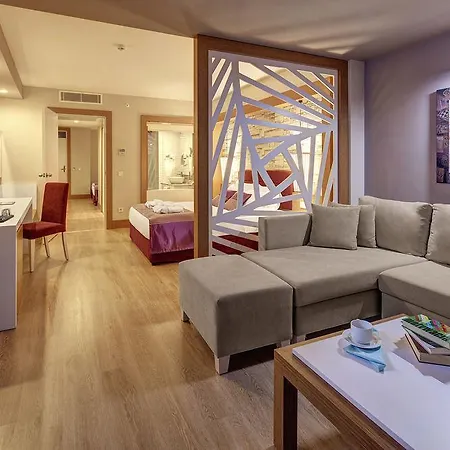 Hotel Jacaranda Antalya